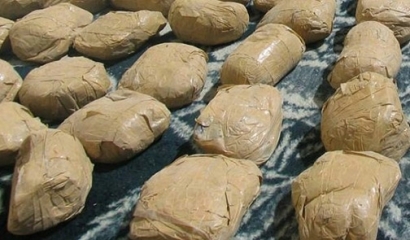 کشف بیش از ۲۴۰ کیلوگرم مواد افیونی در گلستان/قاچاقچیان در دام قانون افتادند