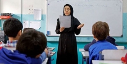 هیچ کلاسی در گلستان بدون معلم نیست